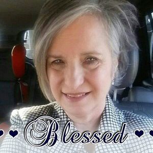 Meet your Posher, Yvette